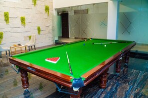 Billiards - ILARA HOTELS & SPA (Tada)