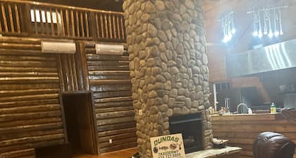 1 of a kind custom lodging