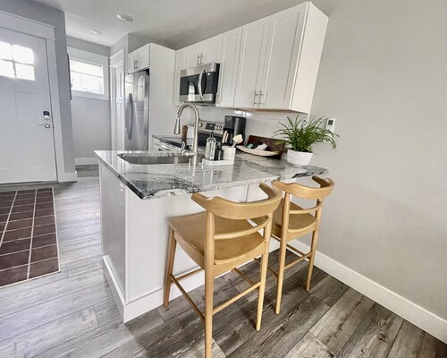 Lovely, modern townhome located in the heart of Traverse City