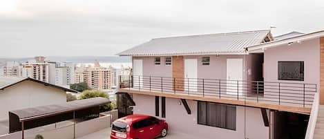 Villa | Exterior