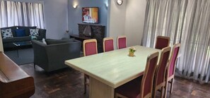 อพาร์ทเมนท์ | 3 ห้องนอน