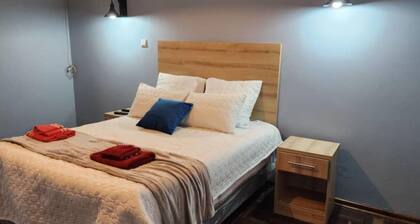 Lovely 3 bed in Mount Pleasant - 2153