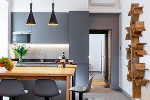 Fridge, oven, dishwasher, electric kettle
