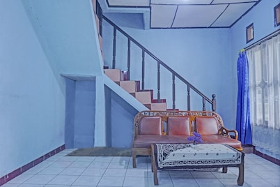 OYO 92997 Villa Hj Karnadi