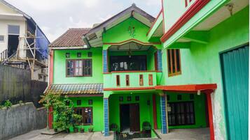 Bagian depan properti