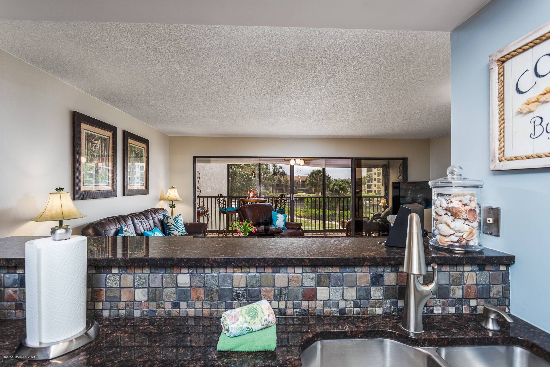2nd Floor, Beach Access, Heated Pool, Tennis/pickleball, On Canal | Ready To Book! - Siesta Key, FL