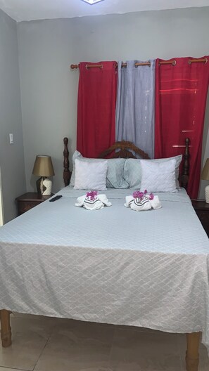 1 Schlafzimmer, WLAN, Bettwäsche