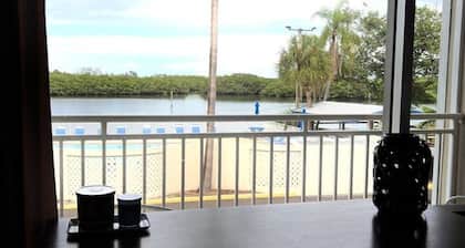 617 Canal and Poolview - Little Harbor Beach Resort!