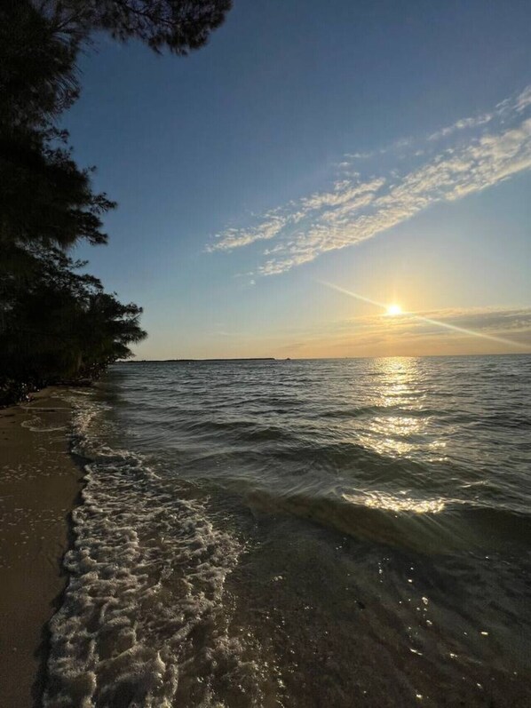 Una playa cerca