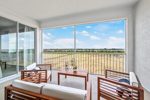 3 bedrooms - Magical Getaway - Super Cute 3BR Apartment (Davenport)