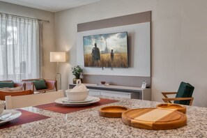 Unclassified image, 4 of 62, button - Luxury 5 Bedroom Home 10 Minutes From Disney (Kissimmee)