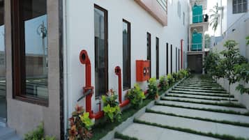 Ngoại thất