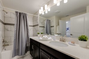 House | 4 bedrooms - Cozy Home Prime Disney Parks Location (Kissimmee)