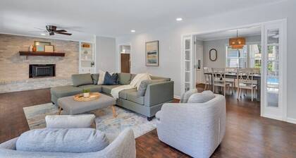 Southern Splash Retreat Poolside Paradise by GSU