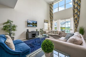 House | 5 bedrooms - Luxury Storey Lake Retreat - Spacious Disney-near (Kissimmee)