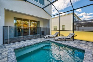 Villa | 4 bedrooms - Spacious New Modern Retreat (Clermont)