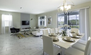 House | 8 bedrooms - Getaway Delight-8 Bedrooms Pool Great Location (Davenport)