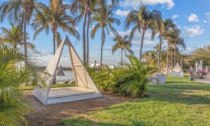 Property grounds - Villa 4F: 4BR w Private Pool & BNayar Beach Club (Cruz de Huanacaxtle)