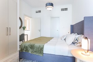 Apartment | 1 bedroom, Internet - Elite LUX Holiday Homes - Serene Golf View Living 1 BHK in Damac Hills Dubai (Dubai)