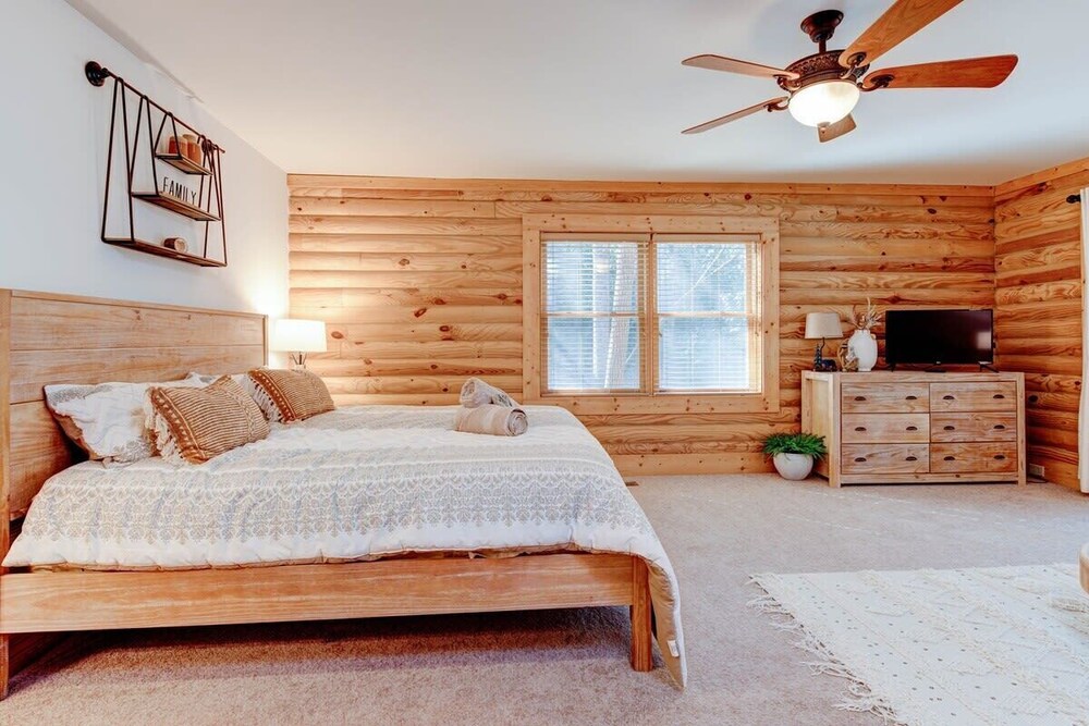 Peaceful Creekside Lodge Rumbling Bald Resort! Lake Lure Vrbo