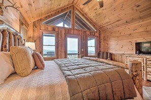 4 bedrooms, iron/ironing board, travel cot, WiFi