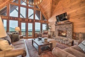 TV, fireplace, offices - Long-Range Views | Game Room | Fire Pit | Pets (Blue Ridge)