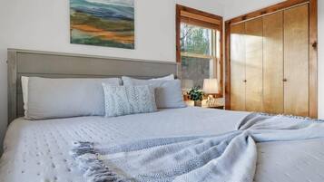 2 chambres, fer et planche à repasser, Wi-Fi, literie fournie