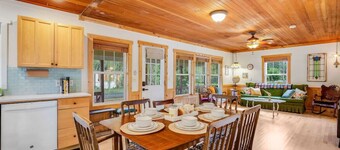 The Willow Tree Bungalow ~ Backyard ~ Office