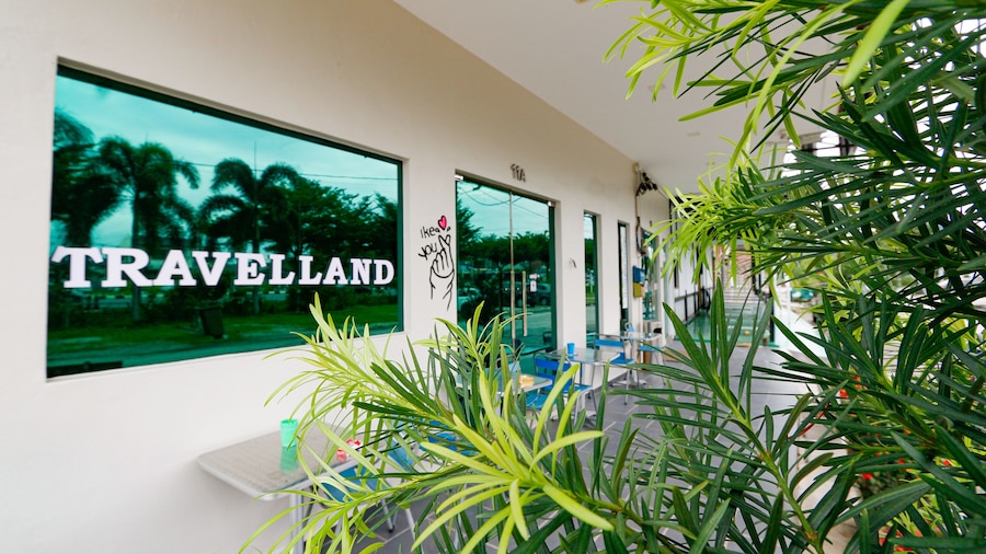 Travelland Hotel
