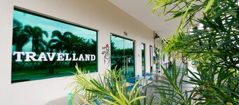 Travelland Hotel