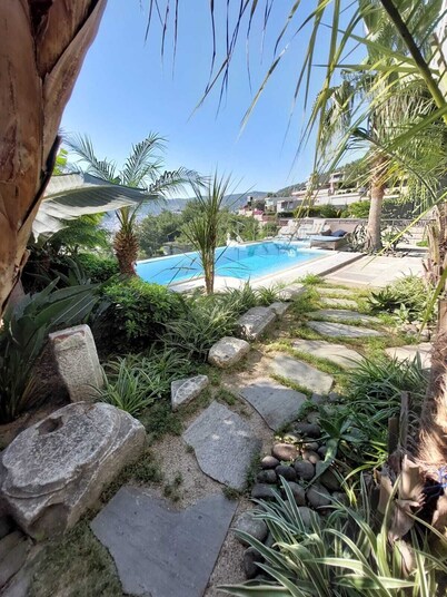 Custome Stone Villa with Gorgeous Castle and Sea View