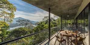 Exterior - Elakai Munnar (Udumbanchola)