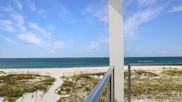 House, Multiple Beds (Sea La Vie) | Beach | On the beach