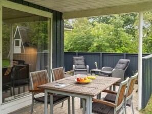 Outdoor dining - "Sunaj" by Interhome (Fårvang)