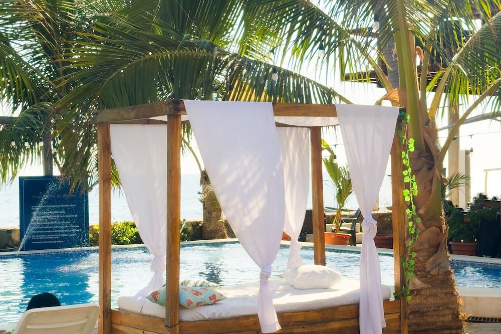 YALI Hotel & Resort
