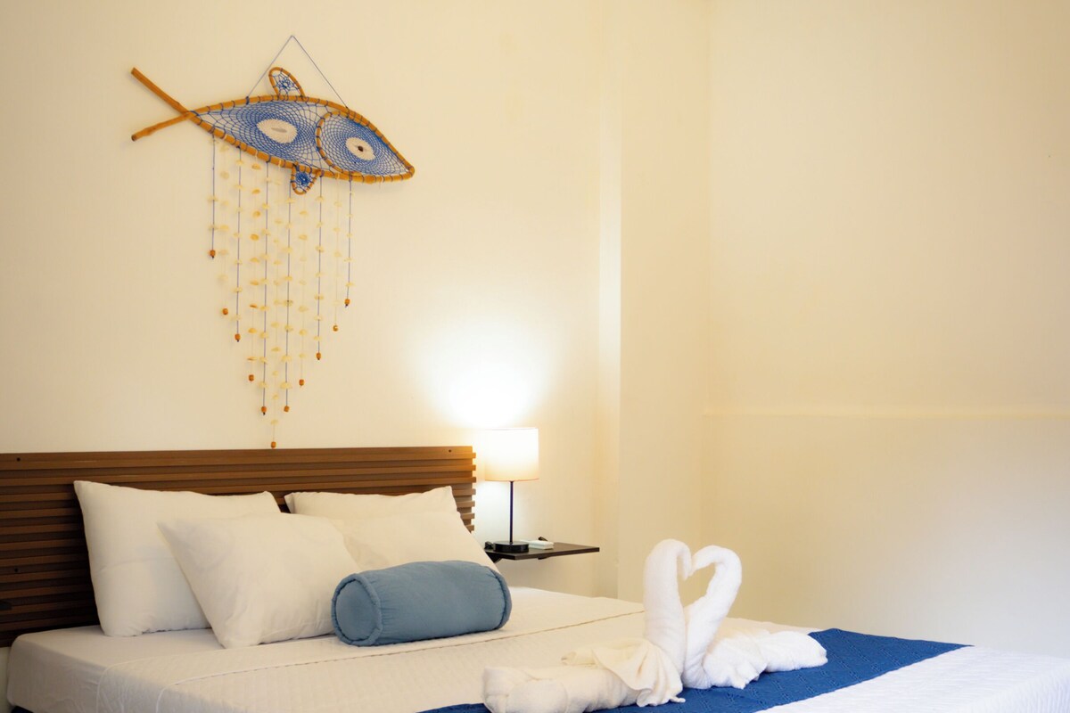 Basic Room | Bed sheets