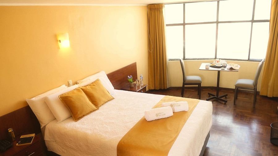 弗洛伦蒂诺酒店