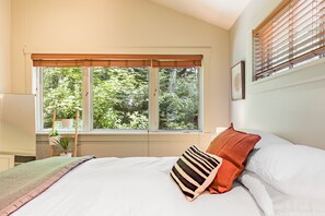 1 chambre, bureau, fer et planche à repasser, Wi-Fi gratuit