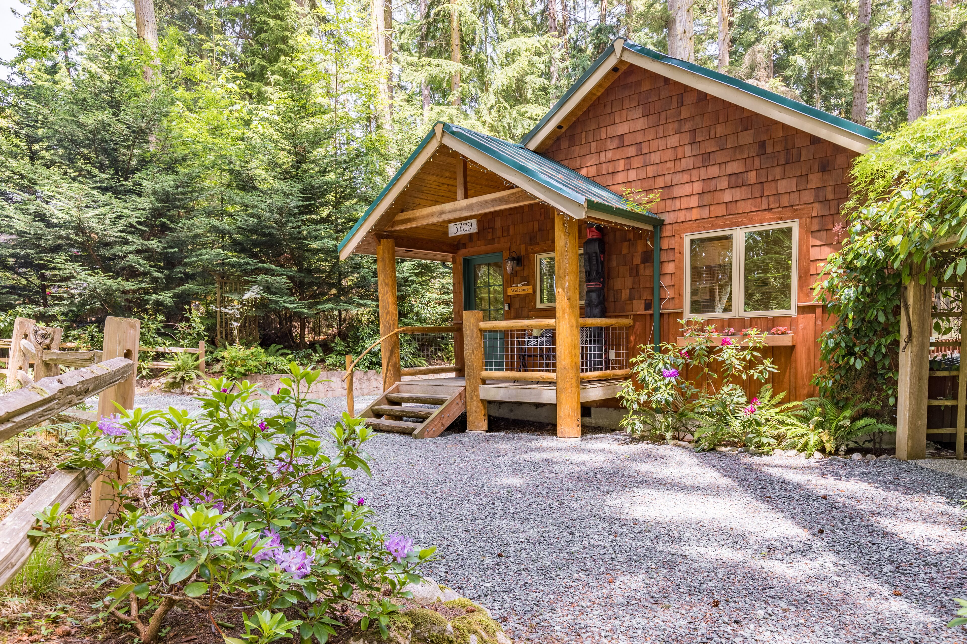 Welcome to The Cottage at Herons Roost!