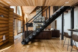 Interior - TimberTales - A cozy log cabin with magical lakeviews (Kelseyville)