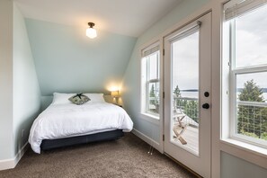 2 Schlafzimmer, Schreibtisch, Bügeleisen/Bügelbrett, kostenloses WLAN