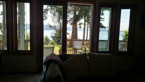 تلفزيون ذكي