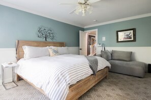 4 bedrooms, desk, iron/ironing board, free WiFi - Fairway Harbor View by AvantStay | Outdoor Oasis (Freeland)