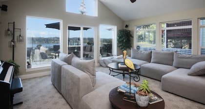 Fairway Harbor View by AvantStay | Outdoor Oasis