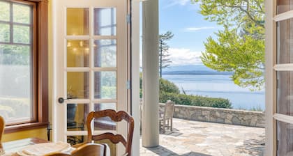 Goldilocks by AvantStay | Luxury Waterfront Home