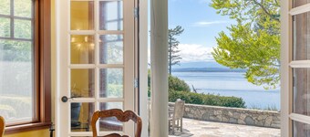 Goldilocks by AvantStay | Luxury Waterfront Home