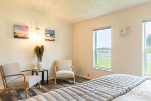 3 Schlafzimmer, Reisekinderbett, kostenloses WLAN, Bettwäsche