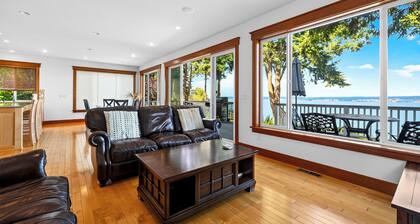 Waterfront + Patio + Saratoga Views | Mins to Langley | Cascade View Haven