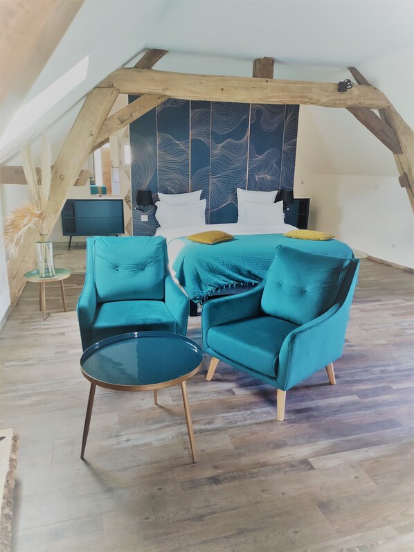 1 bedroom, iron/ironing board, Internet, bed sheets