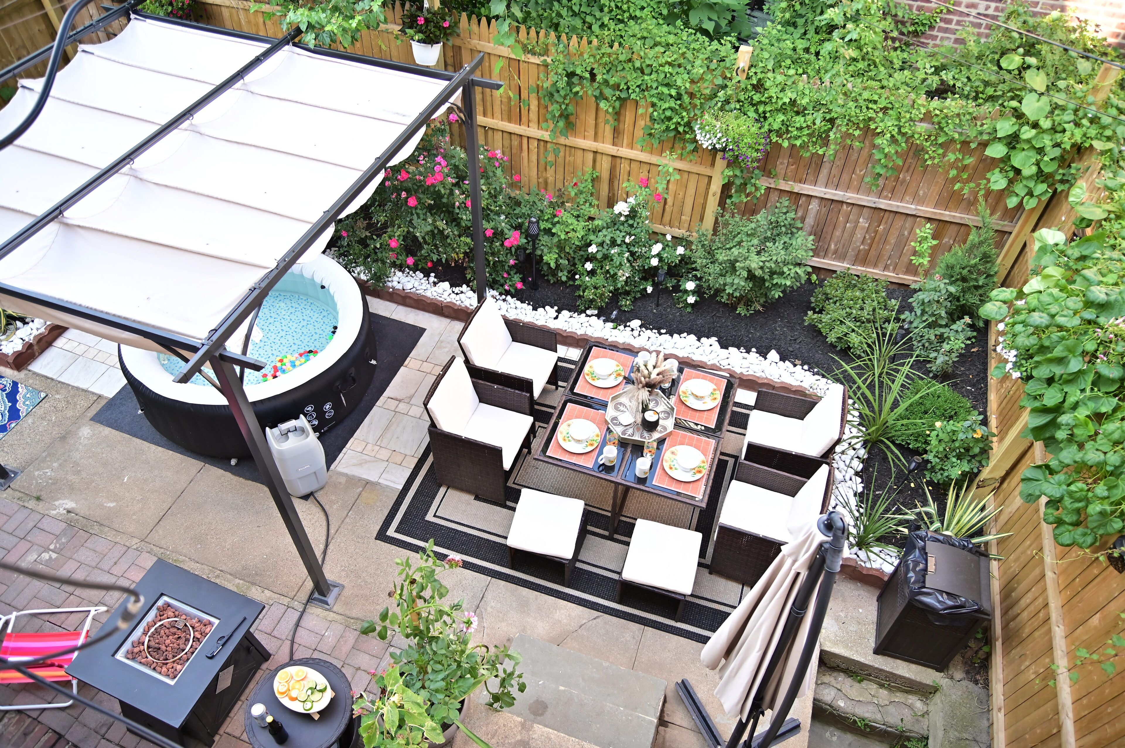Garden Oasis in Historic Germantown, Philadelphia